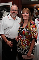 celebrity-waiter-night-mortons-scottsdale-2009_011