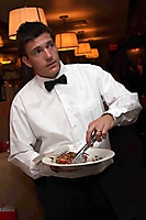 celebrity-waiter-night-mortons-scottsdale-2009_017