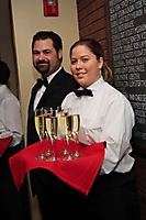celebrity-waiter-night-mortons-scottsdale-2009_023