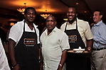 celebrity-waiter-night-mortons-scottsdale-2009_037