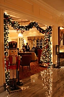 ritz-carlton-christmas-in-july-phoenix-2009_39