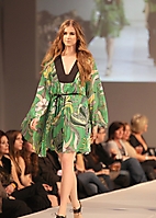 scottsdale-fashion-week-runway-shows-phoenix-2009_10