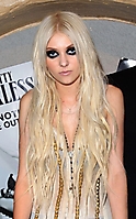 taylor-momsen