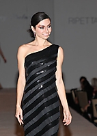 todashi-fashion-show-phoenix-2009_27