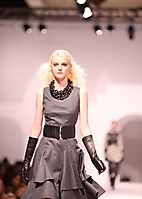 brophy-saks-fashion-show-phoenix-2009_43