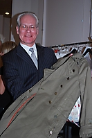 tim-gunn-scottsdale-fashion-square-2010_2_03