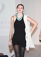 wearable-art-walk-2009-scottsdale_46