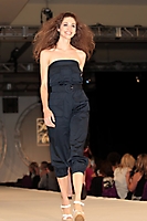 xavier-saks-fashion-show-phoenix-2010_17