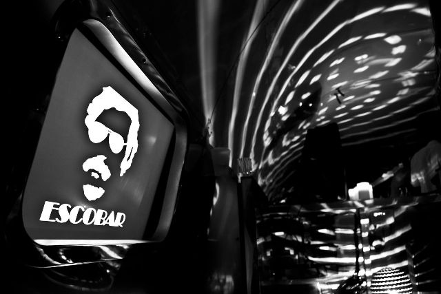 Escobar lights_BnW