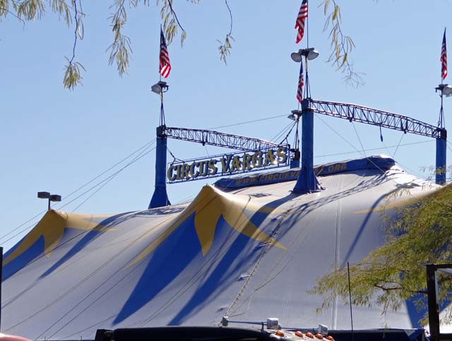 circusvargas2