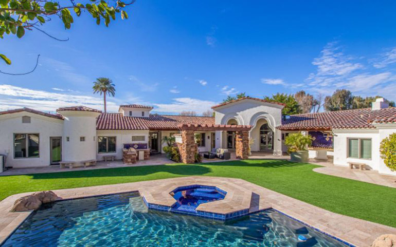 Phoenix, This home has it all. Live the life of both comfort and luxury where classic meets modern, close to Scottsdale and Paradise Valley, <strong>$2,585,000</strong>, Russ Lyon Sotheby's International Realty