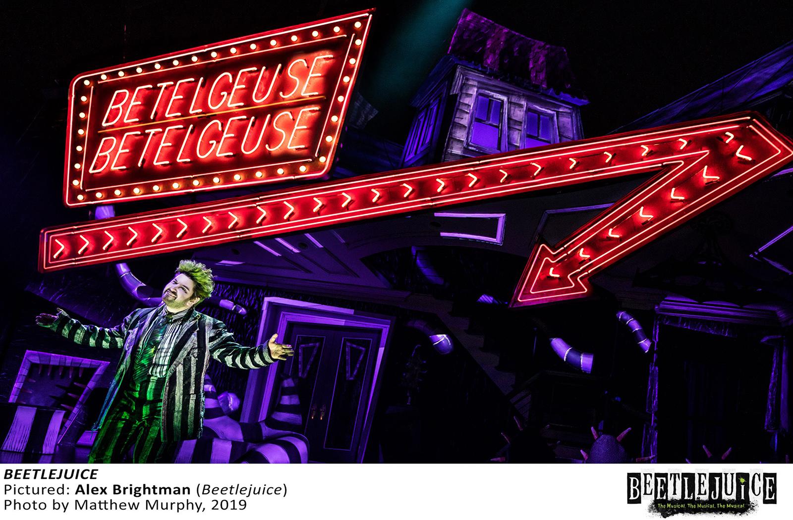 1600x1050_17020_ALEX-BRIGHTMAN-in-BEETLEJUICE-Photo-by-Matthew-Murphy-2019.jpg