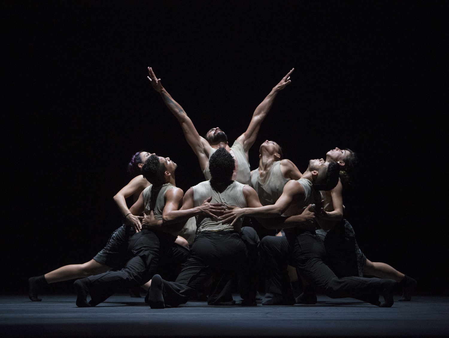 9_MalpasoDanceCompany_FaceTheTorrent_Photo_by_Rose Eichenbaum.jpg
