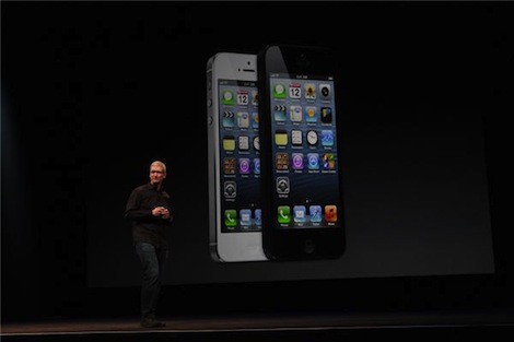 Apple CEO Tim Cook iPhone 5