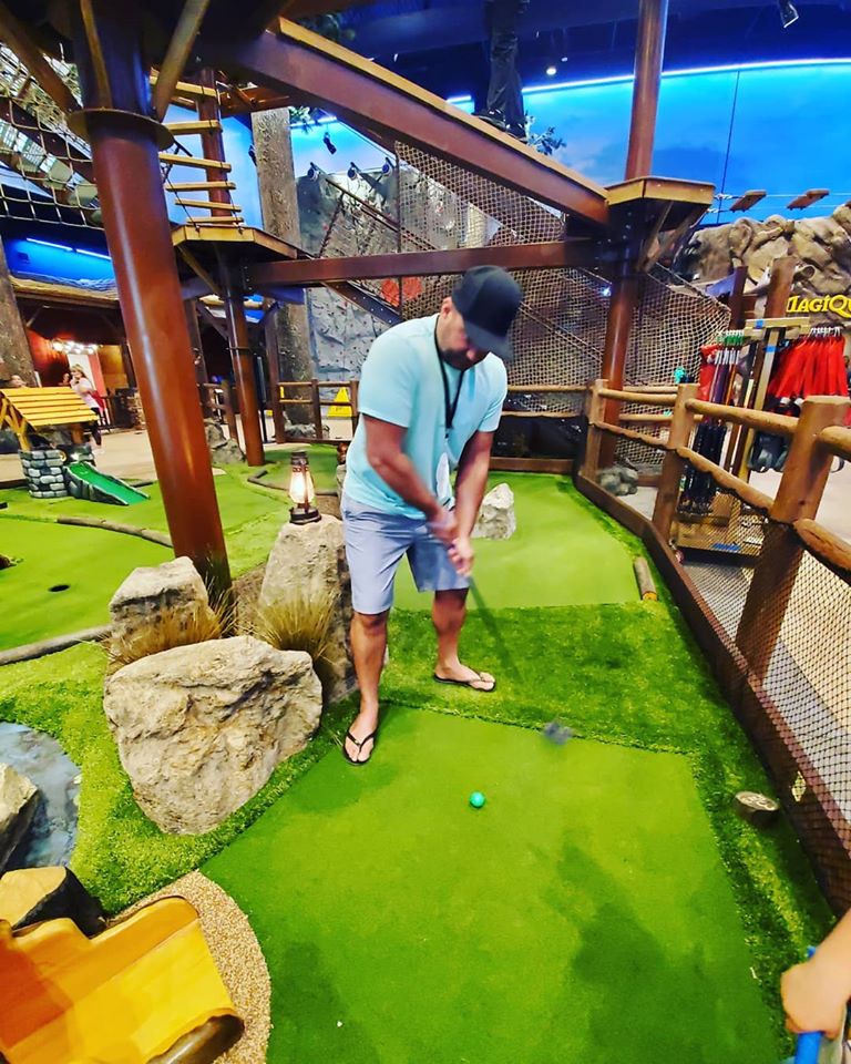 mini golf0 o