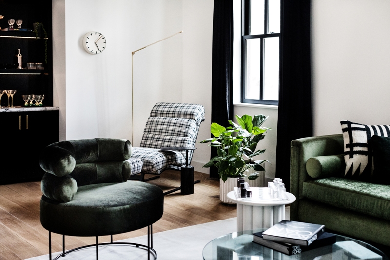 GUILDSD_PENTHOUSE_LIVINGROOM_0265.jpg