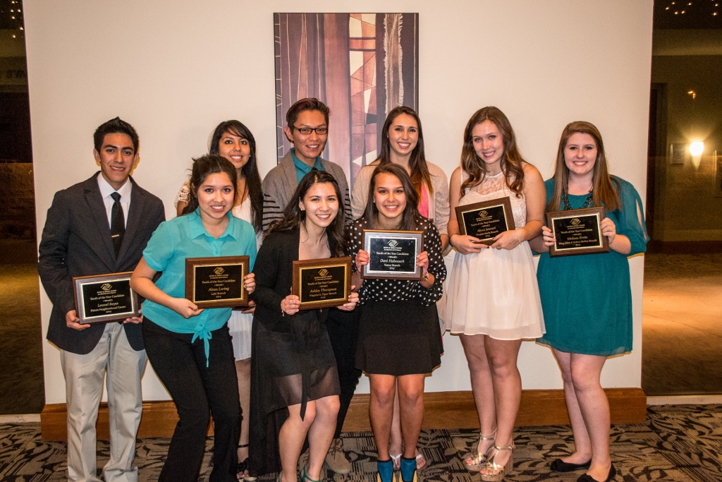 2014 YOY Finalist Group Shot - Posed with Plaques 1024x683