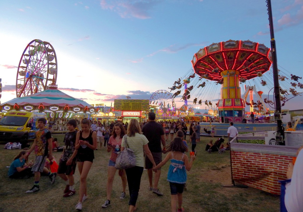 5 Best Things to Do at Ostrich Fest