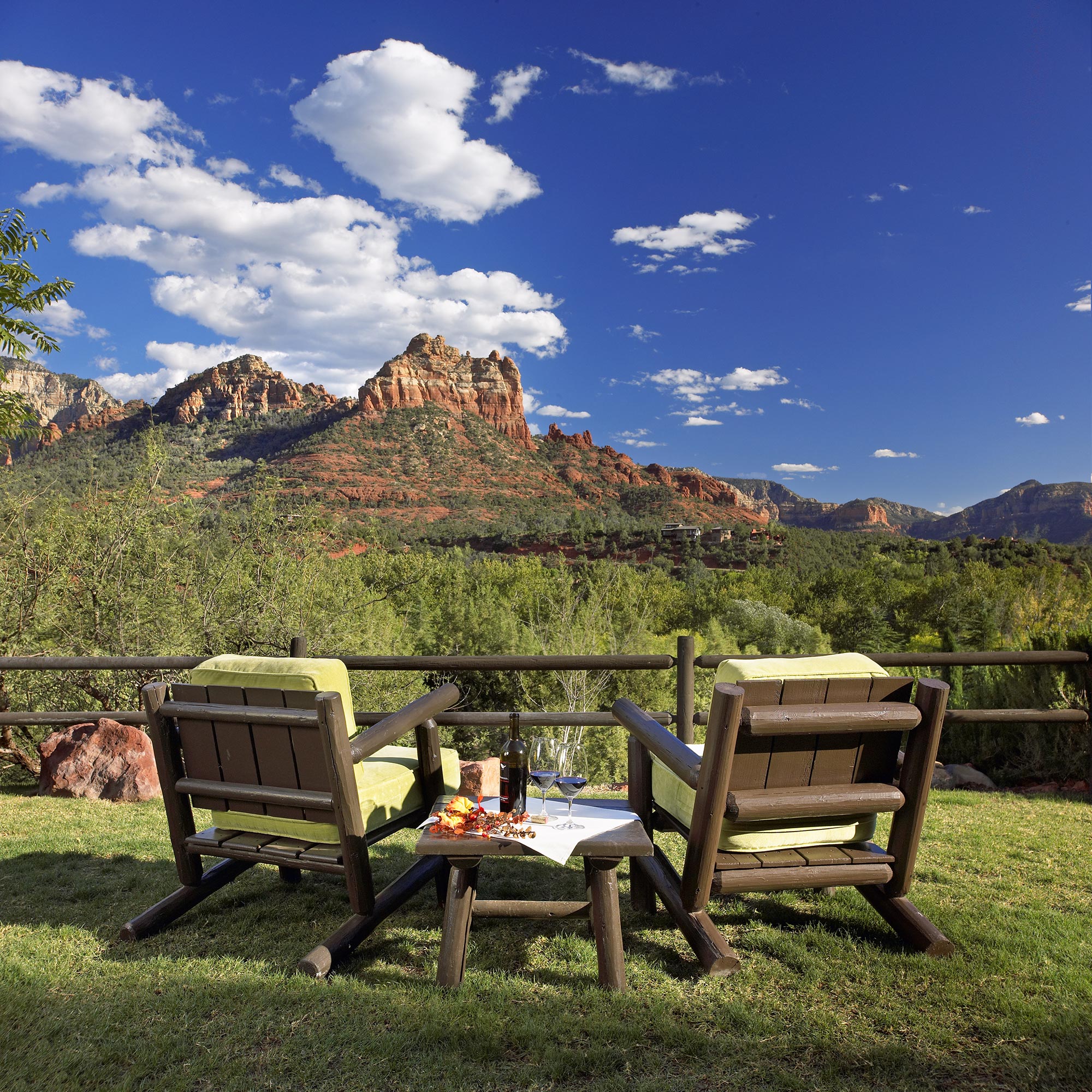 LAuberge_Chairs_RedRockView.jpg