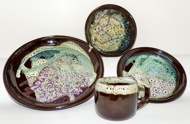 MikeUpp.ManyGlazes.Dinnerware_.jpg