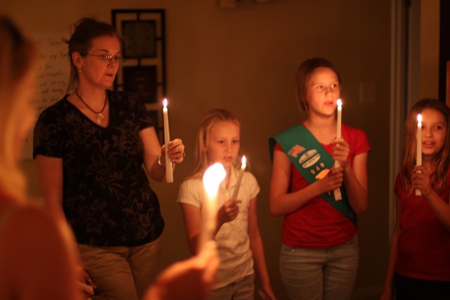 candlelight vigil photo