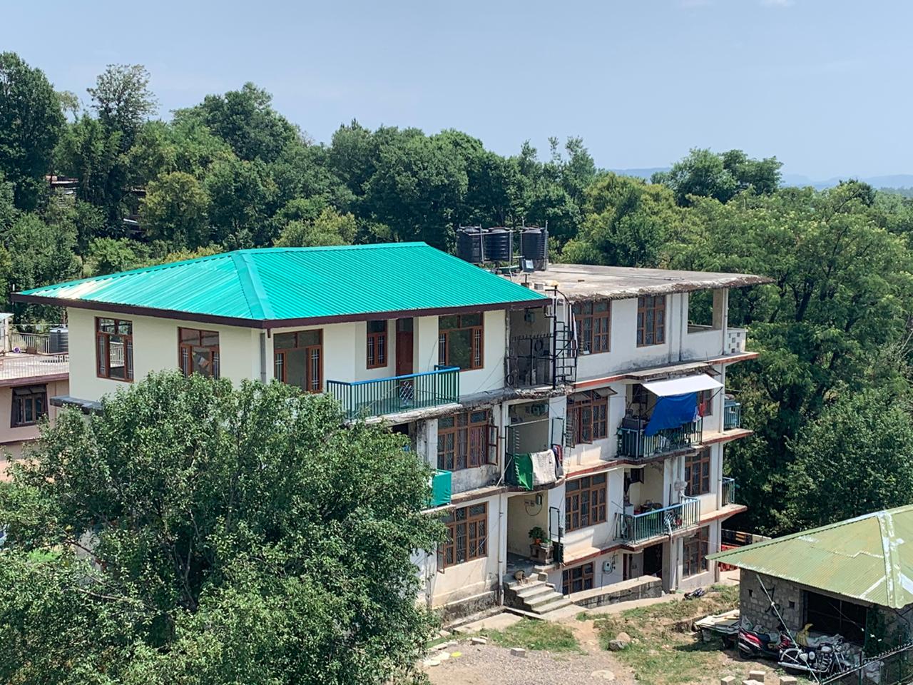Nyngtob Ling New Roof on Caretakers Residence 1
