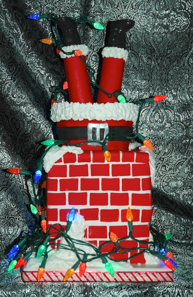 2010-12-24 Santa Stuck in Chimney Cake 1