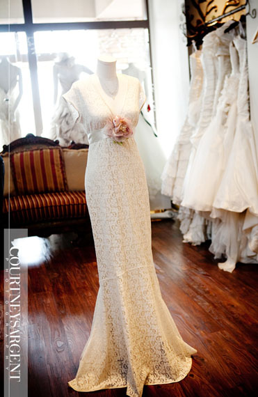 wedding-dress-trends-florals-14