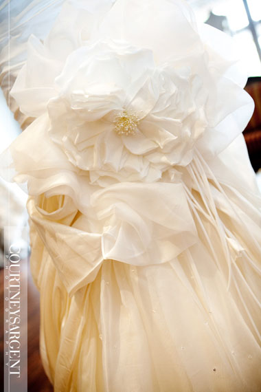 wedding-dress-trends-florals-8