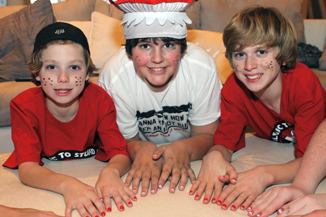 0412AFM-Treasure-Hunt-Nails