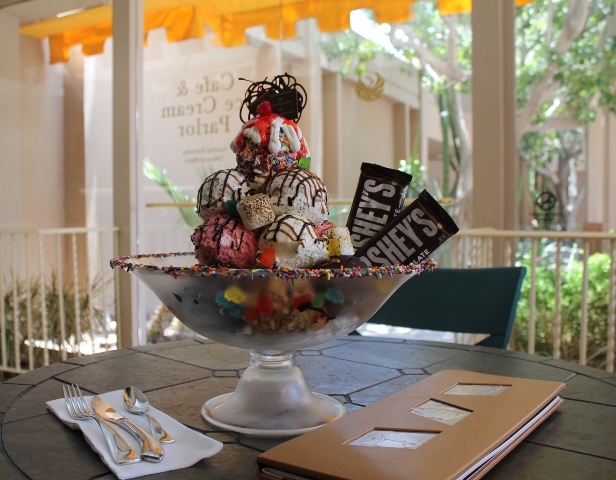 Giant Sundae 1