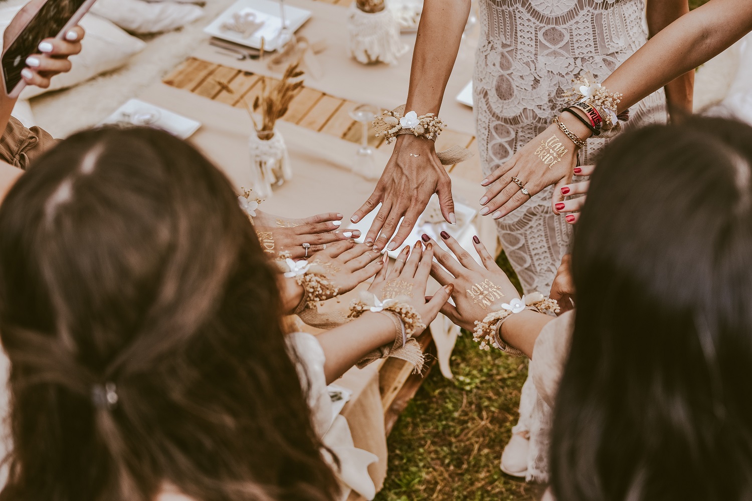 bridesmaids-gifts.jpg