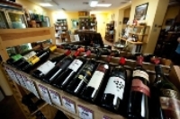 catavinos_wineshop.jpg