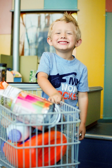 childrens_museum_of_phoenixShopping_in_The_Market_copy.jpg