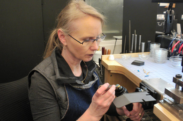 rsz posillico isabelle working in studio