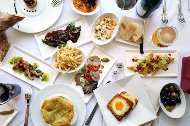 christophers petit plates.jpg