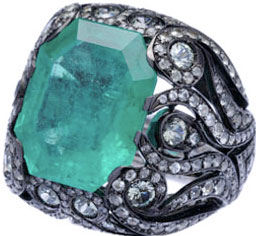 Black-gold-Andromede-emerald-and-green-sapphire-ring