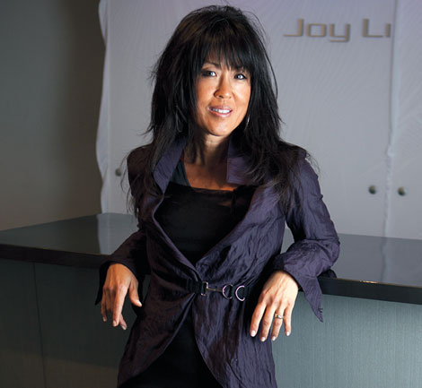 AFM0113-Features-Joy Li