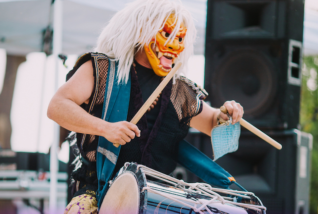 festofmask_drummerss0_1b01db62-5056-b3a8-4982043e7f9afb57.jpg