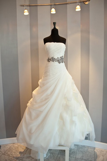 wedding-dress-trends-belts-10