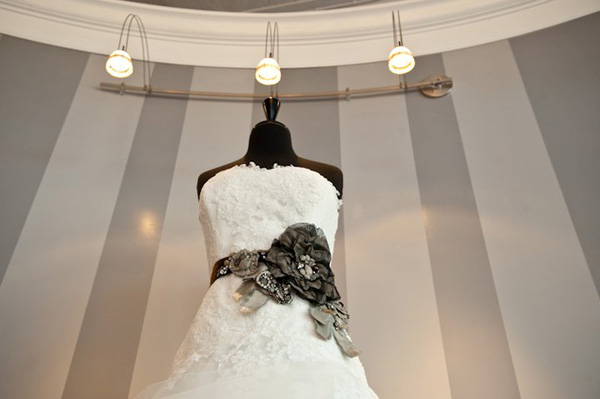 wedding-dress-trends-belts-12