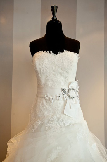 wedding-dress-trends-belts-7