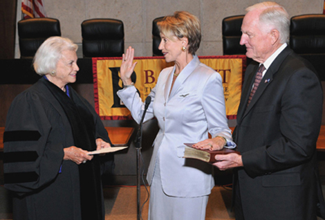 sandra-day-occonor-and-barbara-barrett-and-craig-barrett