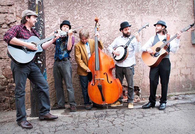 Diamond Down String Band 2-low