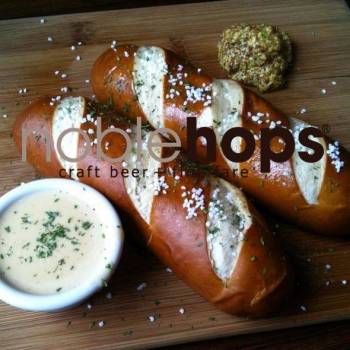 phpiPz7dWPM-noble-resize-pretzels.jpg