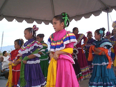 fiesta-calabazas-dancers