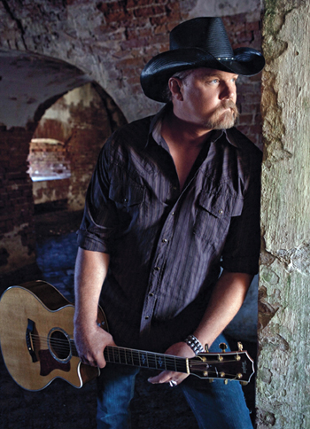 afm0911-trace-adkins
