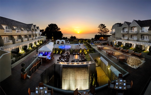 del mar P Courtyard Night Pano del mar