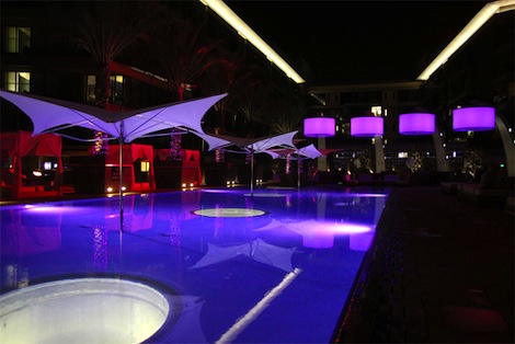 w-scottsdale-wet-pool-deck