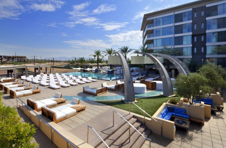 WET Deck at W Scottsdale